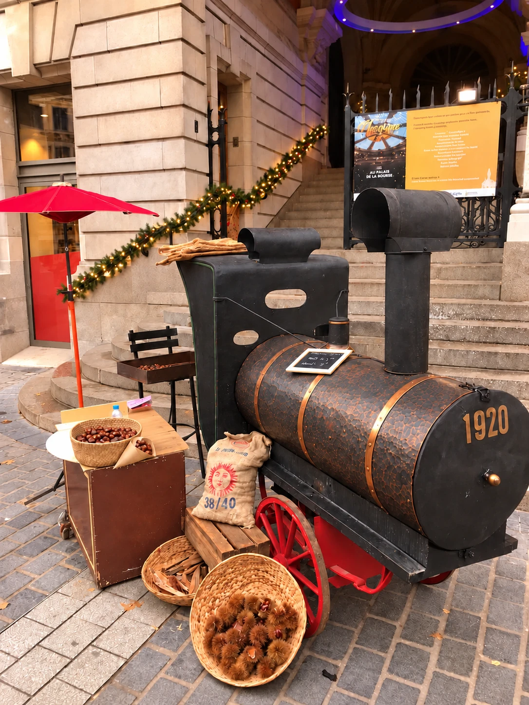 Retouche de la photo de la locomotive en rue, avec finition restaurée et guirlande discrète